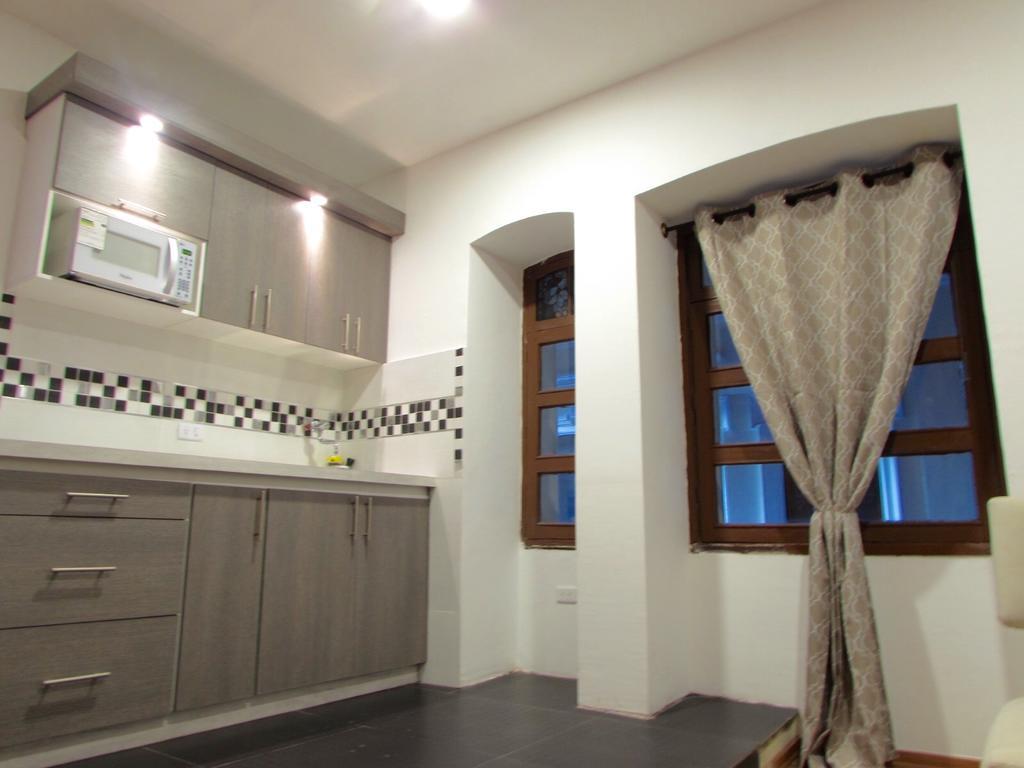 San Blas House & Suites Quito Zewnętrze zdjęcie