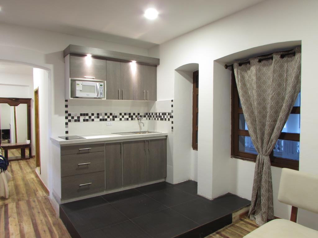 San Blas House & Suites Quito Zewnętrze zdjęcie