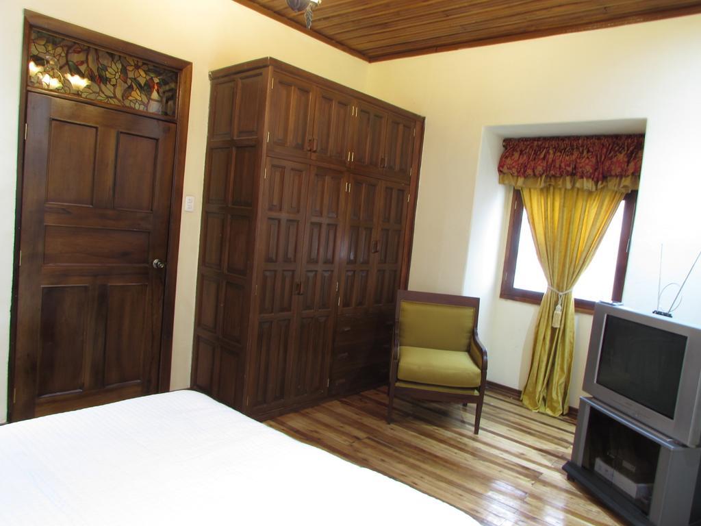 San Blas House & Suites Quito Zewnętrze zdjęcie