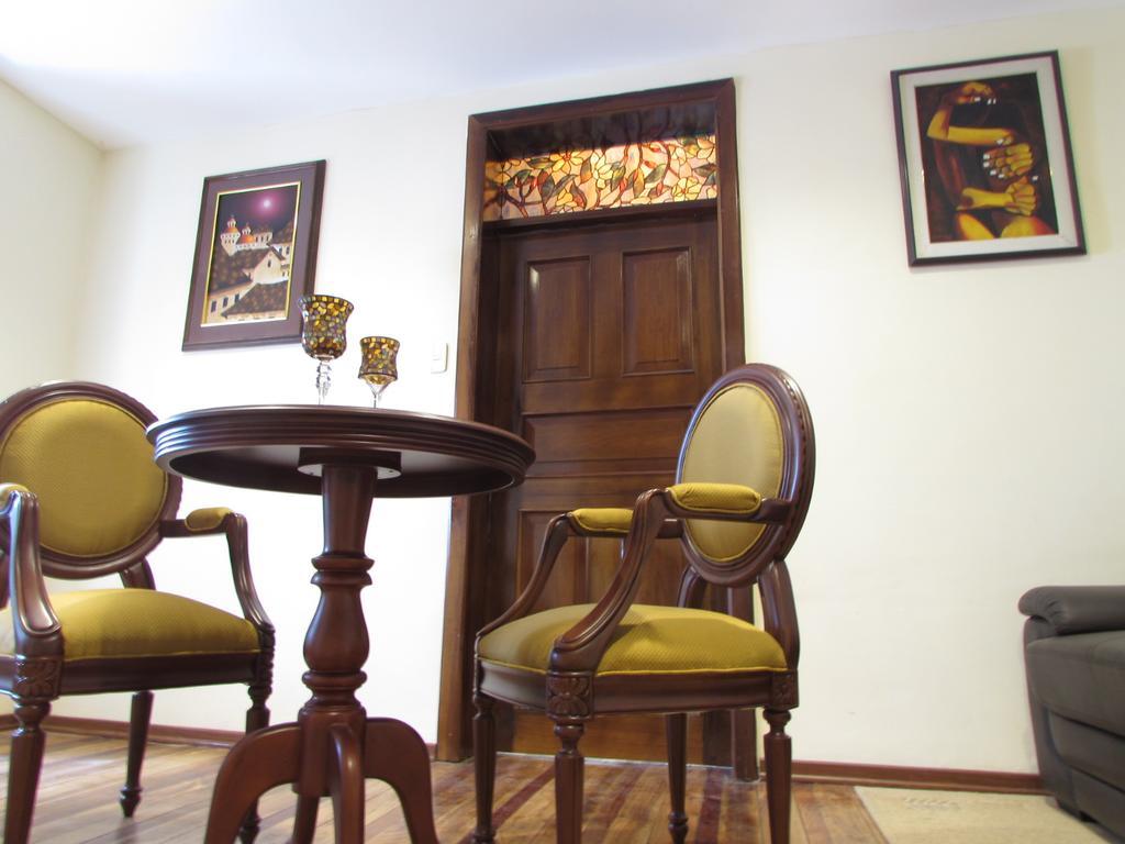 San Blas House & Suites Quito Zewnętrze zdjęcie