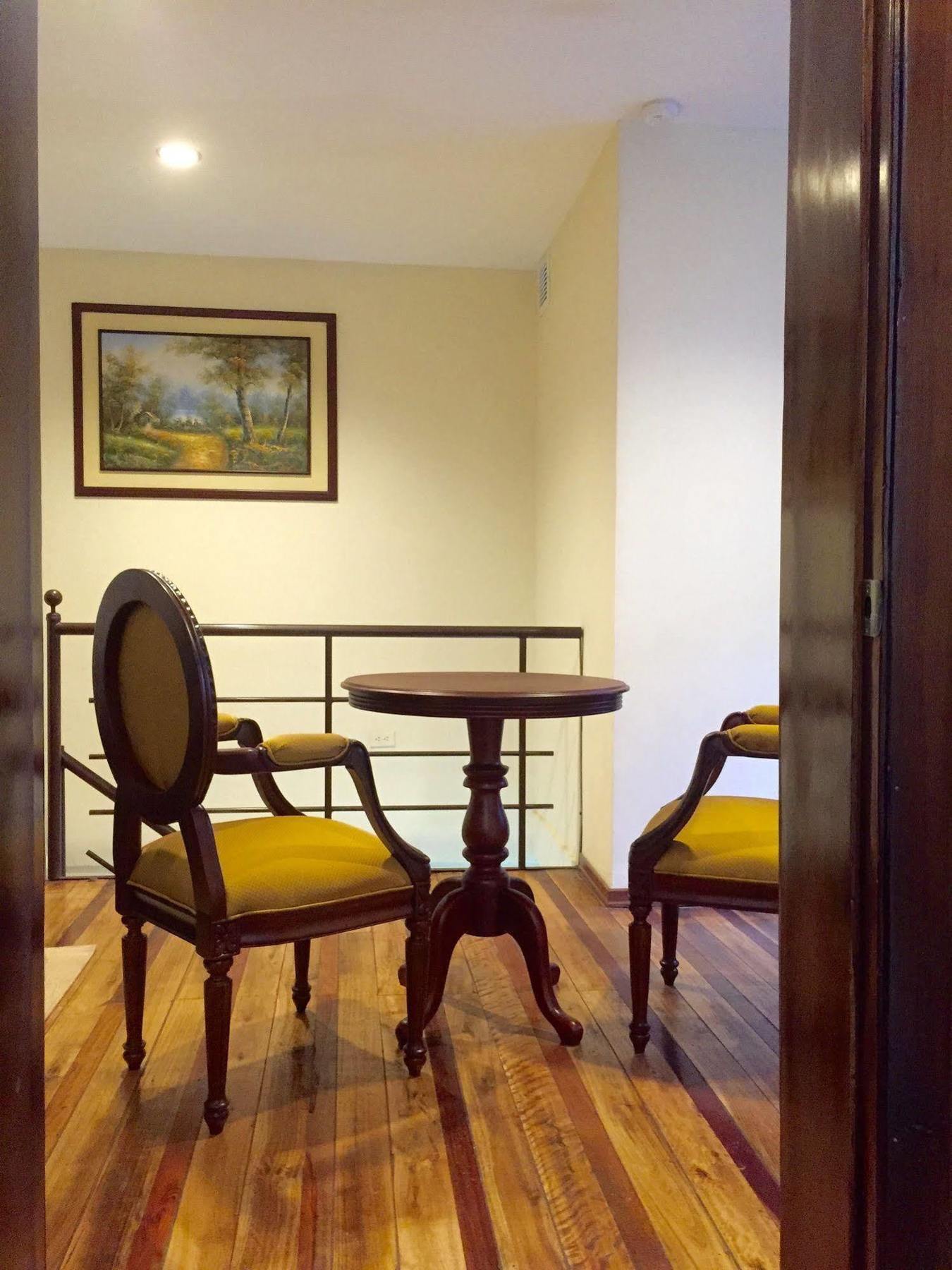 San Blas House & Suites Quito Zewnętrze zdjęcie